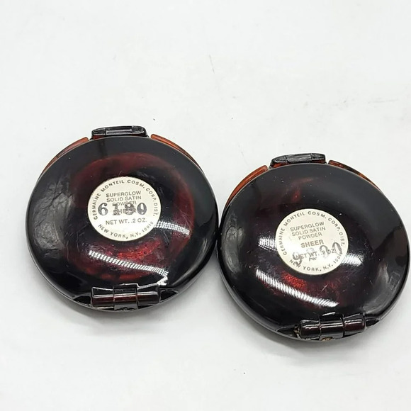 Germaine Monteil Womens Compact Superglow Solid Satin Powder Sheer LOT OF 2 VTG - Picture 2 of 4